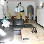 Apartament Hacienda *
