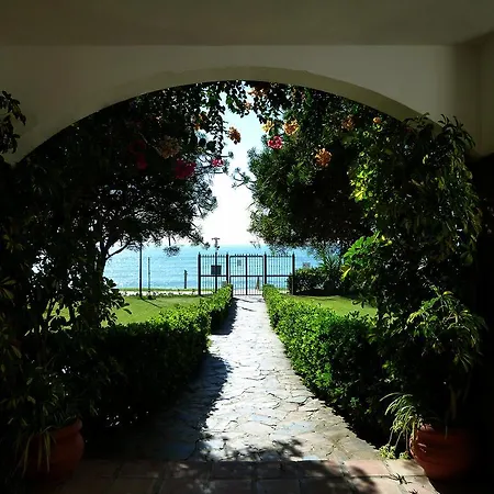 Hacienda Apartment Estepona