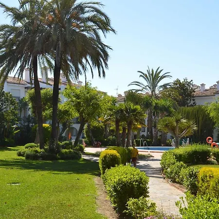 Apartment Hacienda